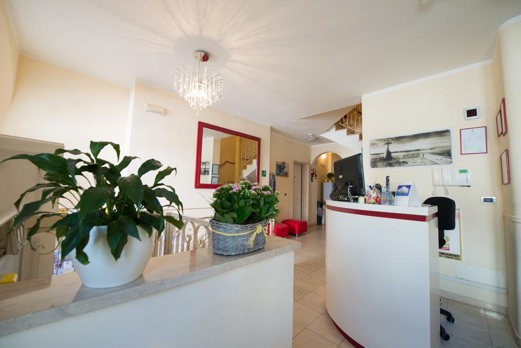 Residence Colombo Viareggio Exterior foto