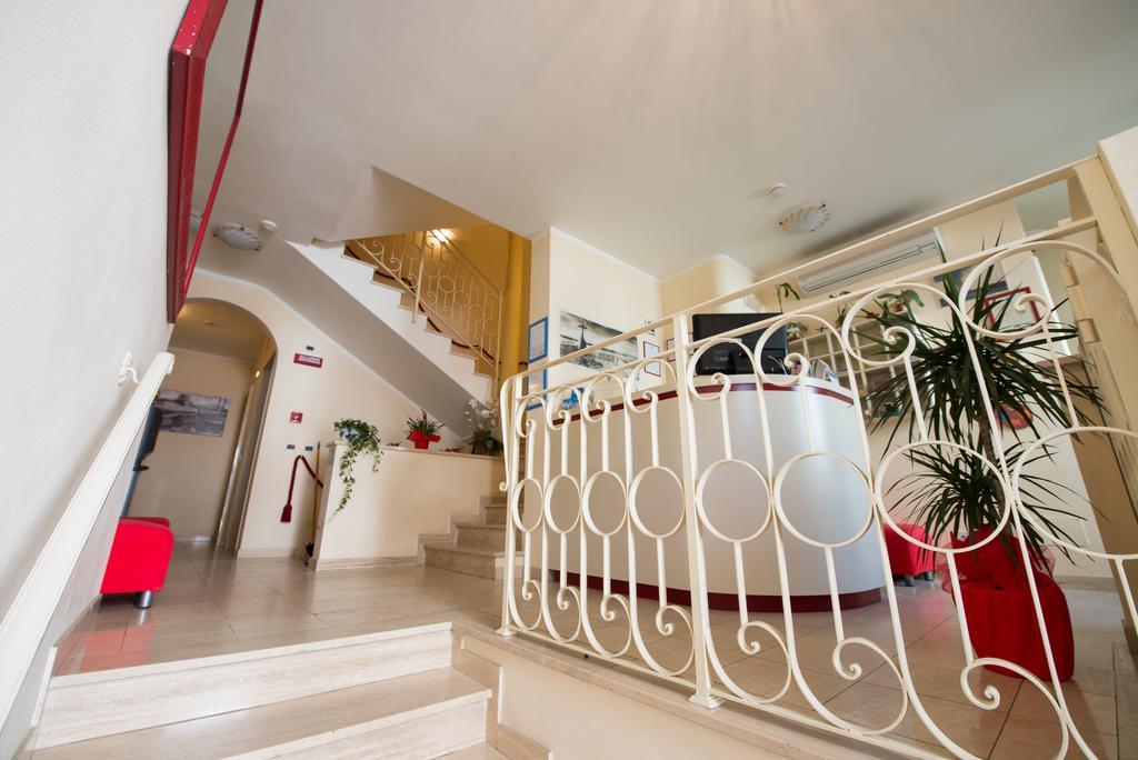 Residence Colombo Viareggio Exterior foto